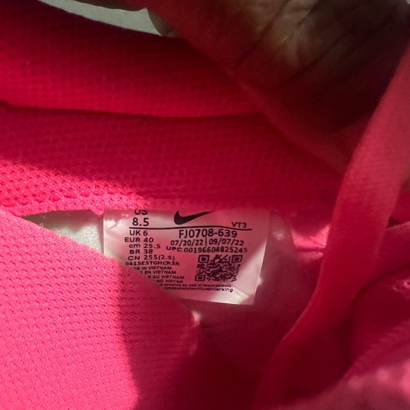 Nike Women's Sneakers - Pink and White - Picture 6 of 6